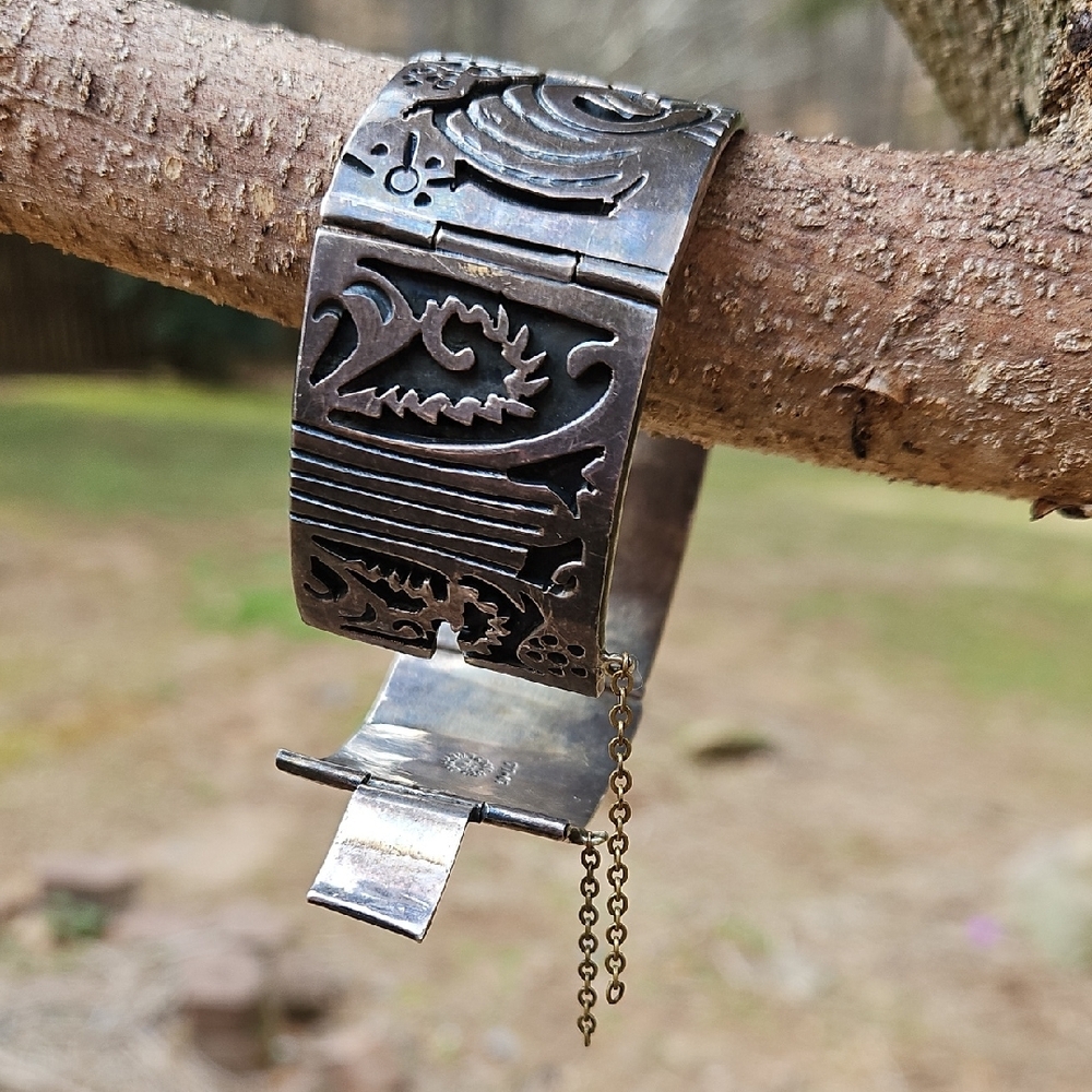 Vintage Taxo Mexico Artisan Silver Floral Hinged Bracelet Bangel Cuff - Picture 17 of 17